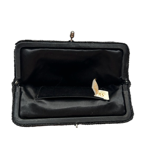 Vtg SHARONEE Black Beaded Clutch Handbag Kiss Lock 5" x 7" Shiny Geometric Japan - Picture 7 of 8